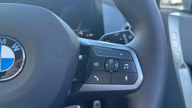 BMW iX 300kW xDrive45 M Sport 101kWh 5dr Auto [Pro Pack] Electric Estate